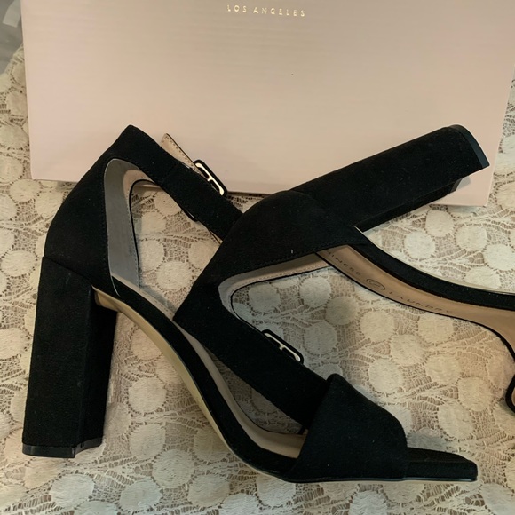 Chinese Laundry open toe heels - Picture 4 of 6